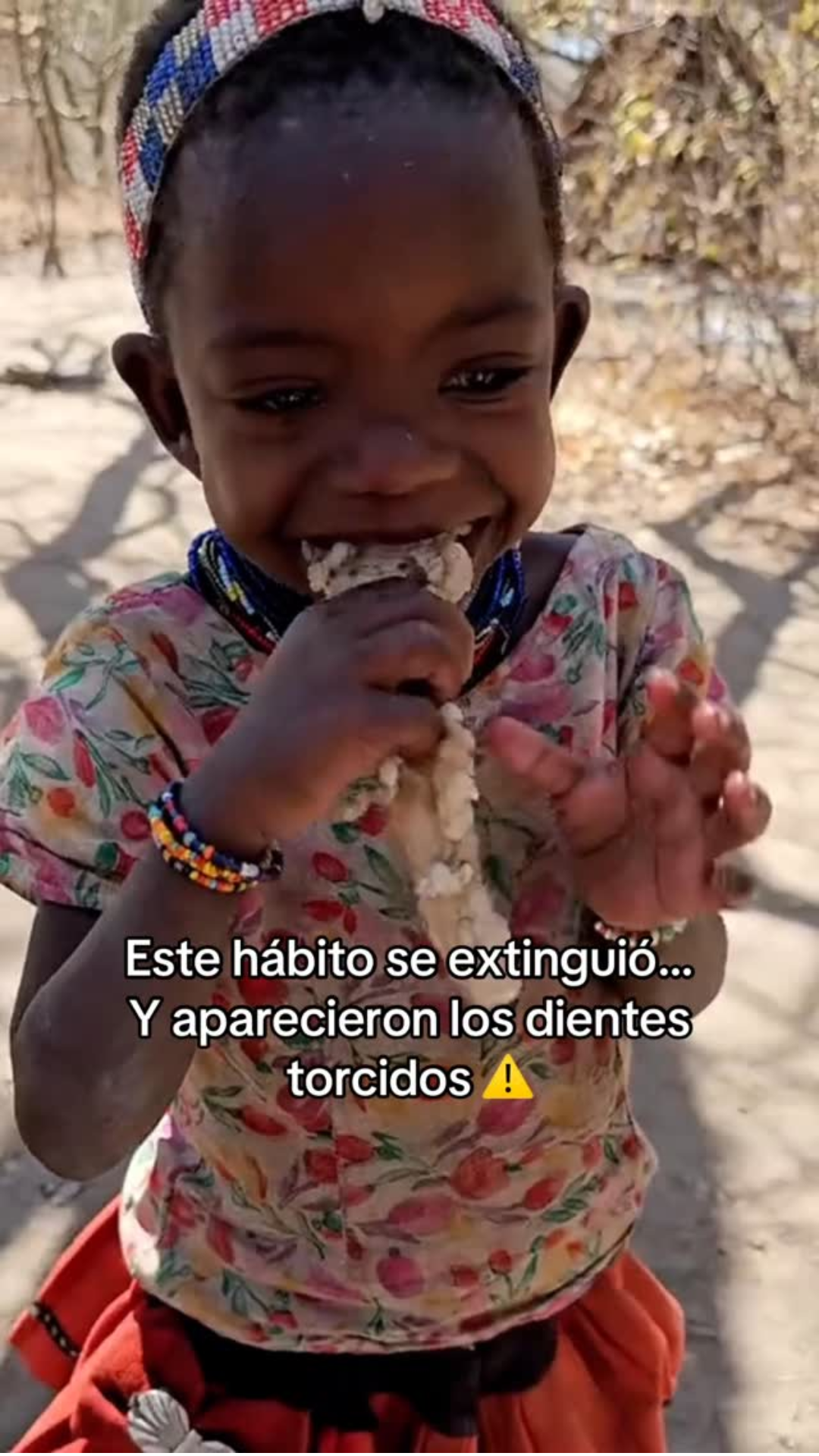 Niños masticación